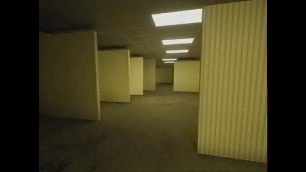 Backrooms - 2005 截图